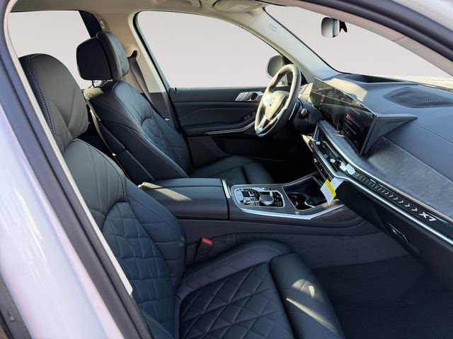New 2026 BMW X7 xDrive40i AWD/4WD image 15