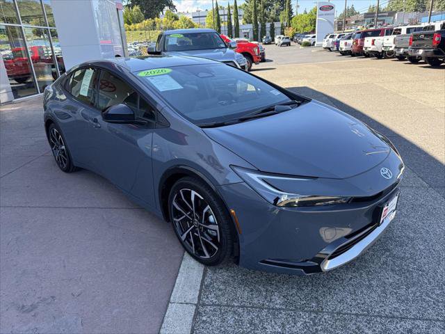 Certified 2026 Toyota Prius Plug-In Hybrid FWD image 8
