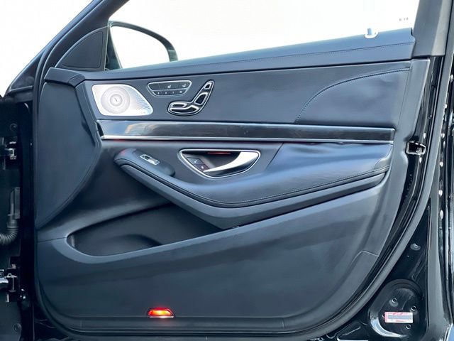 Used 2018 Mercedes-Benz S 450 Sedan image 23