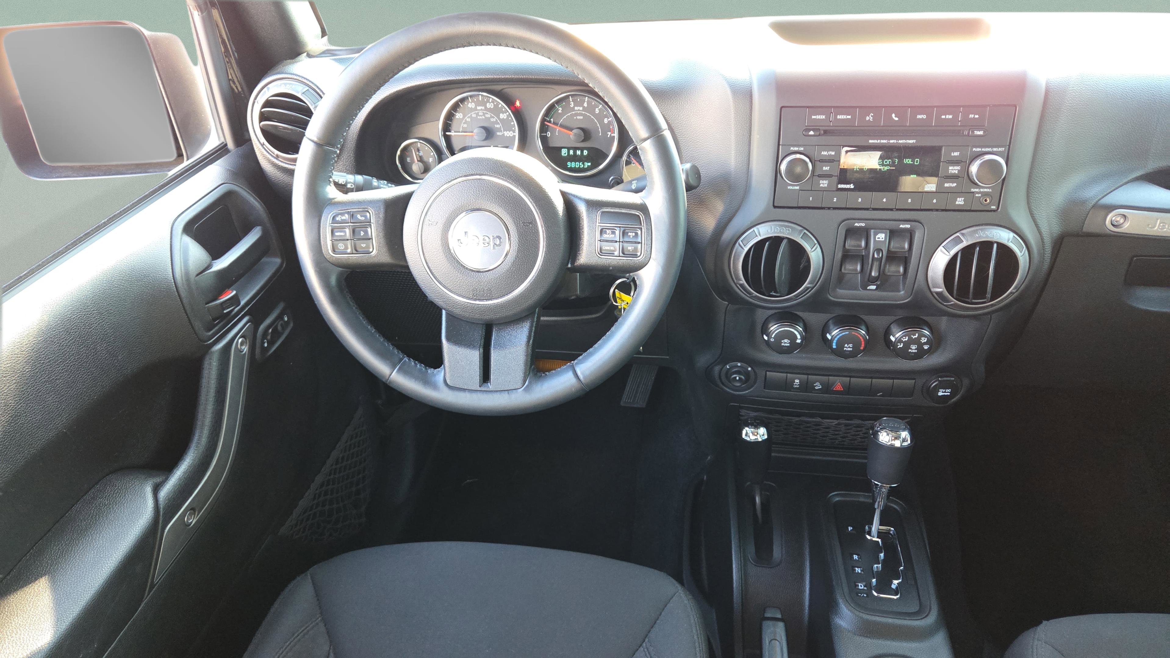 Used 2018 Jeep Wrangler Unlimited Sport S image 29