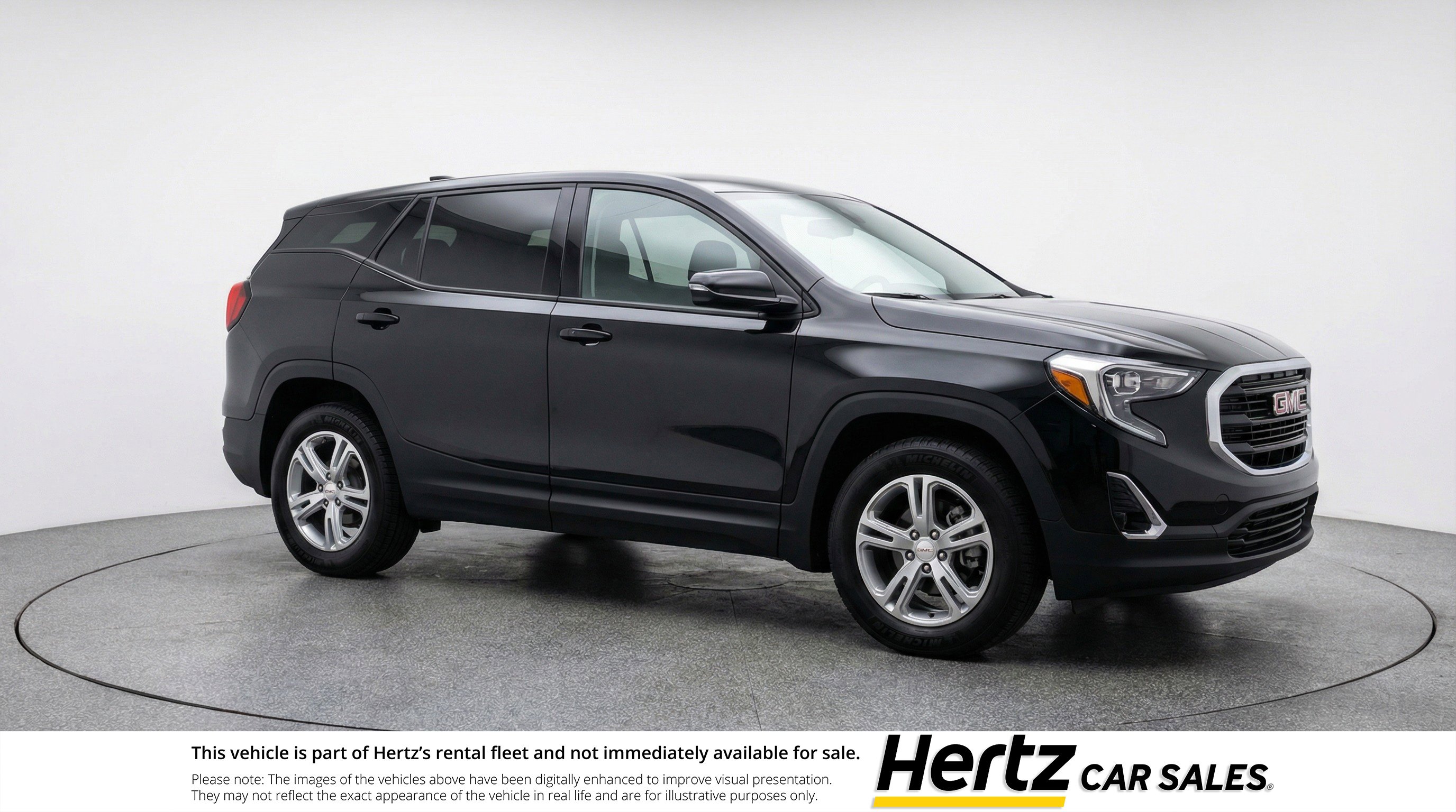 Used 2024 GMC Terrain SLE image 1
