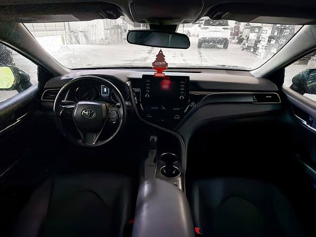 Used 2021 Toyota Camry SE FWD image 10