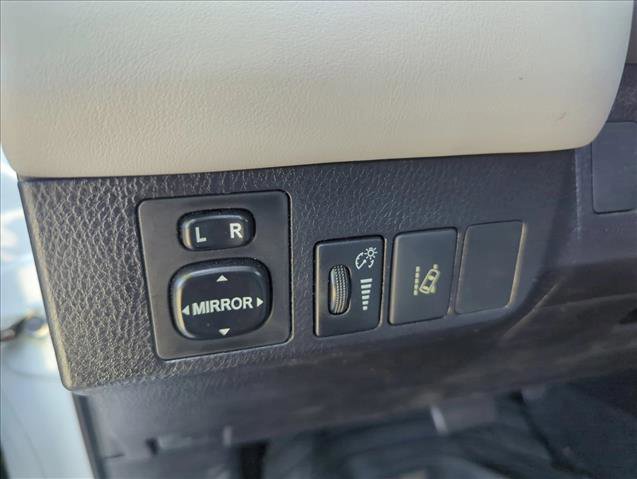 Used 2018 Toyota RAV4 XLE image 26