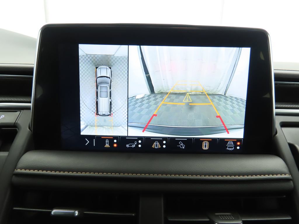 Used 2023 GMC Yukon XL AT4 w/ AT4 Premium Plus Package image 16