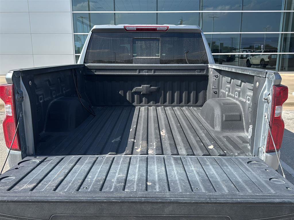 Used 2024 Chevrolet Silverado 1500 LT Trail Boss w/ Convenience Package II AWD/4WD image 8