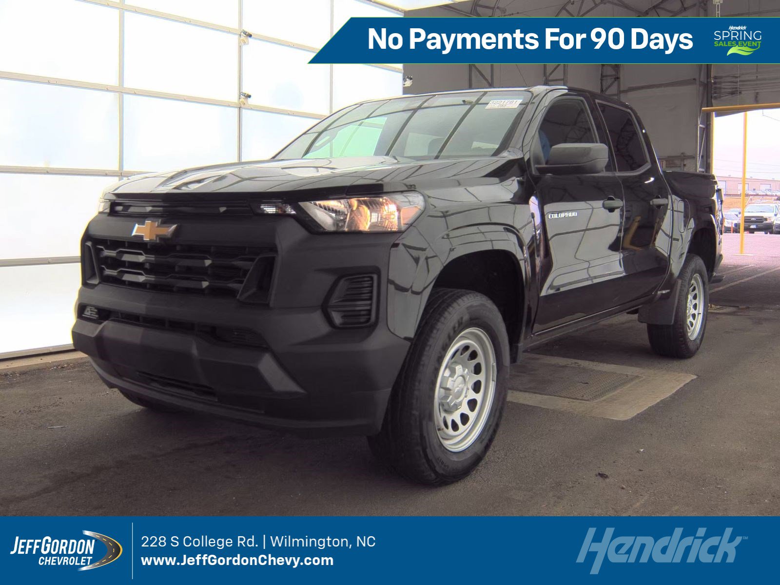 Used 2023 Chevrolet Colorado W/T image 1