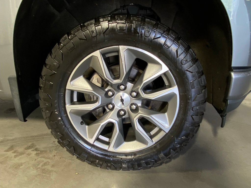 Used 2020 Chevrolet Silverado 1500 RST w/ True North Edition AWD/4WD image 8