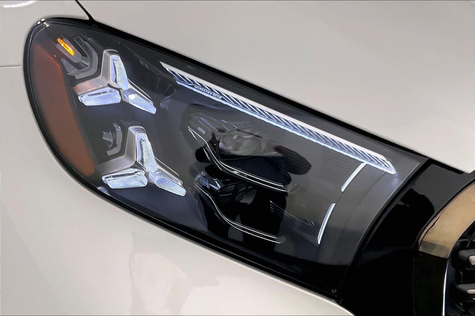 New 2027 Mercedes-Benz GLS 450 4MATIC image 16