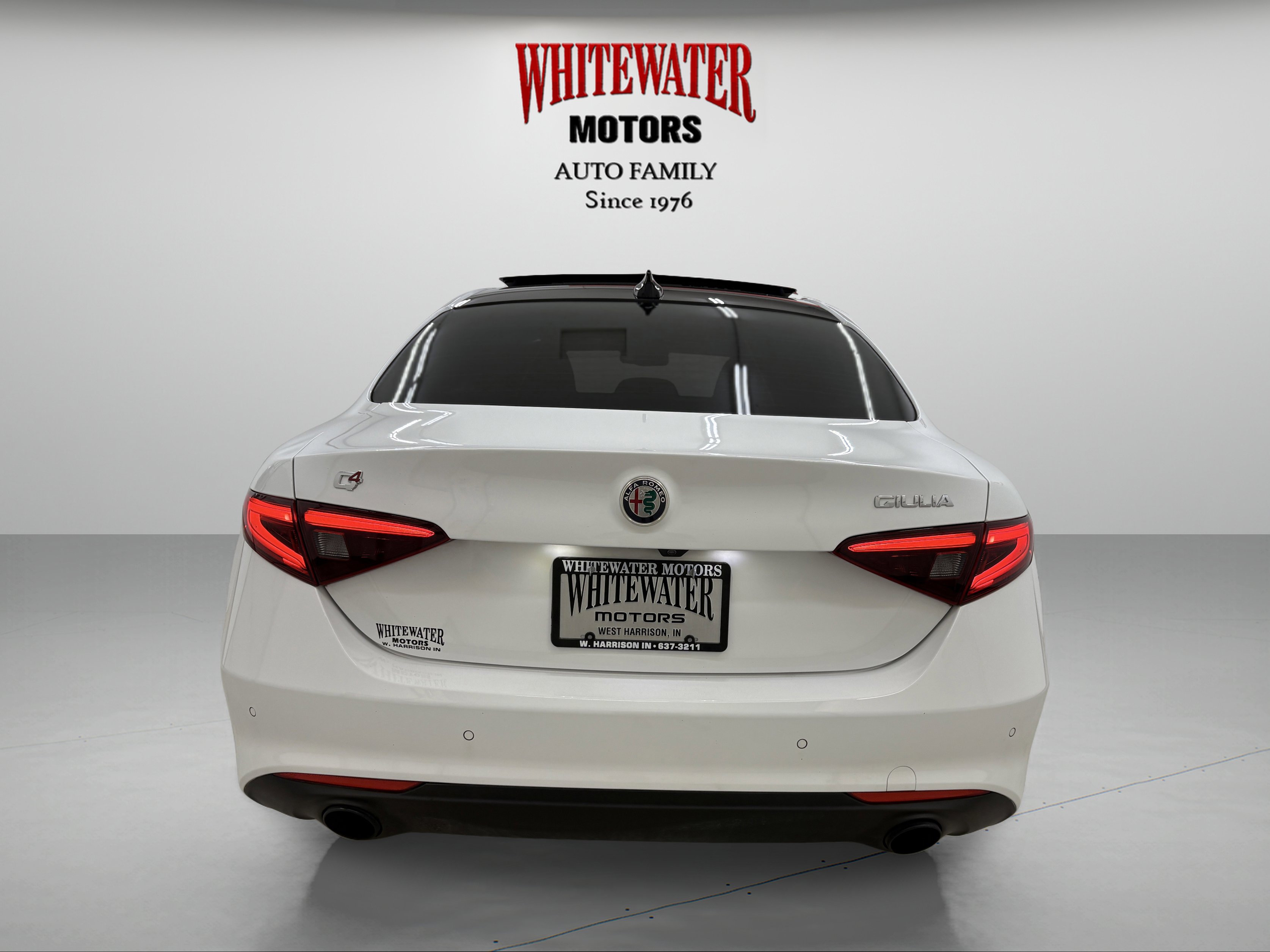 Used 2022 Alfa Romeo Giulia Ti image 3