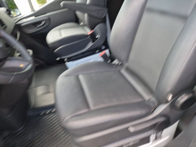 Used 2025 Mercedes-Benz Sprinter 2500 image 10