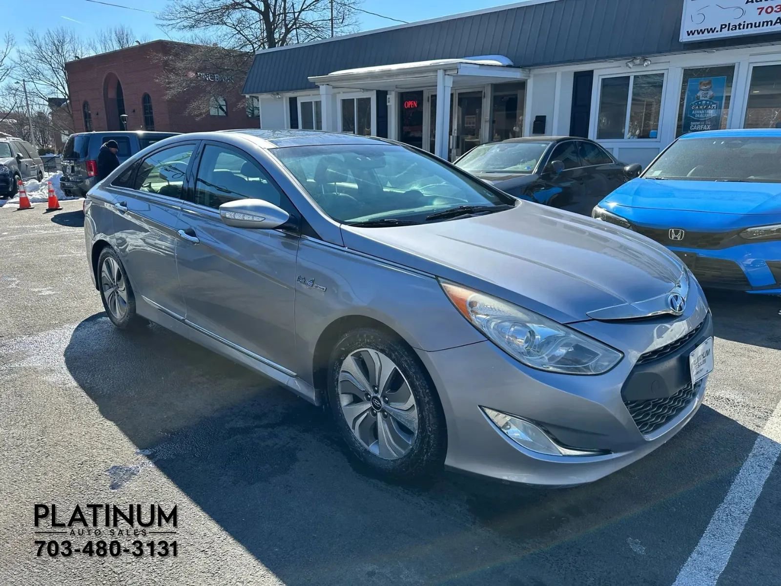 Used 2015 Hyundai Sonata Limited w/ Option Group 02 image 4