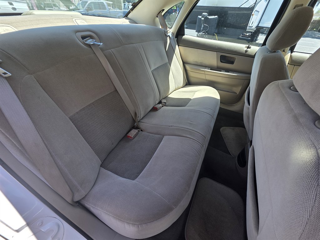 Used 2007 Ford Taurus SE FWD image 28