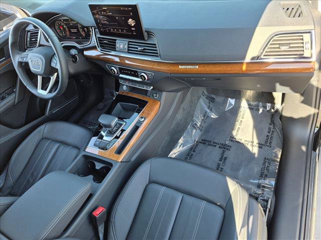 Certified 2023 Audi Q5 2.0T Premium Plus w/ Premium Plus Package AWD/4WD image 21
