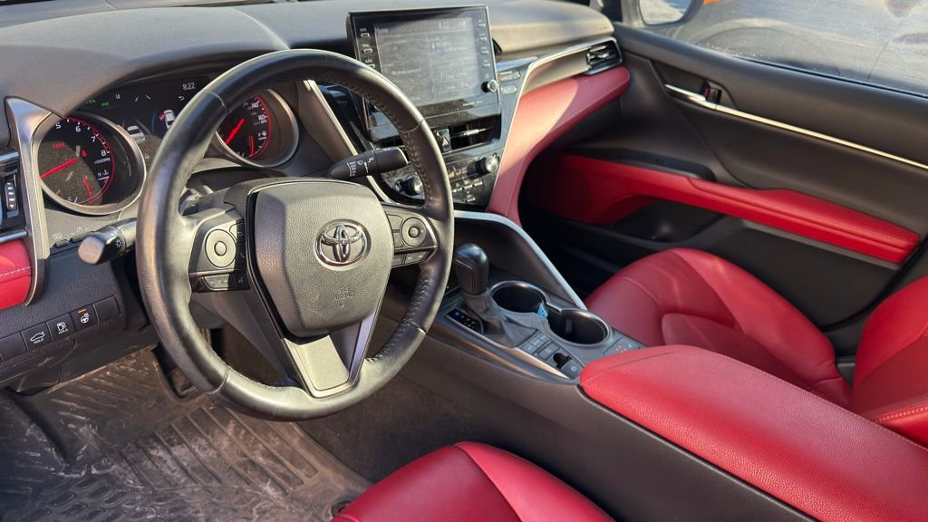 Used 2021 Toyota Camry XSE image 8