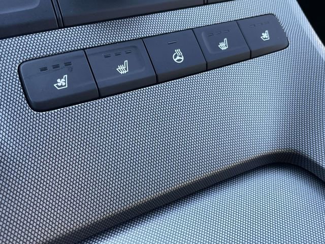 Used 2021 Hyundai Palisade Calligraphy image 11