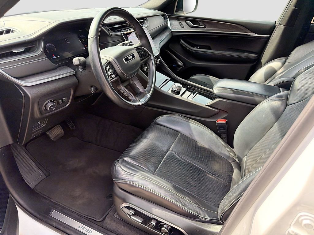 Used 2021 Jeep Grand Cherokee L Overland w/ Luxury Tech Group IV image 30