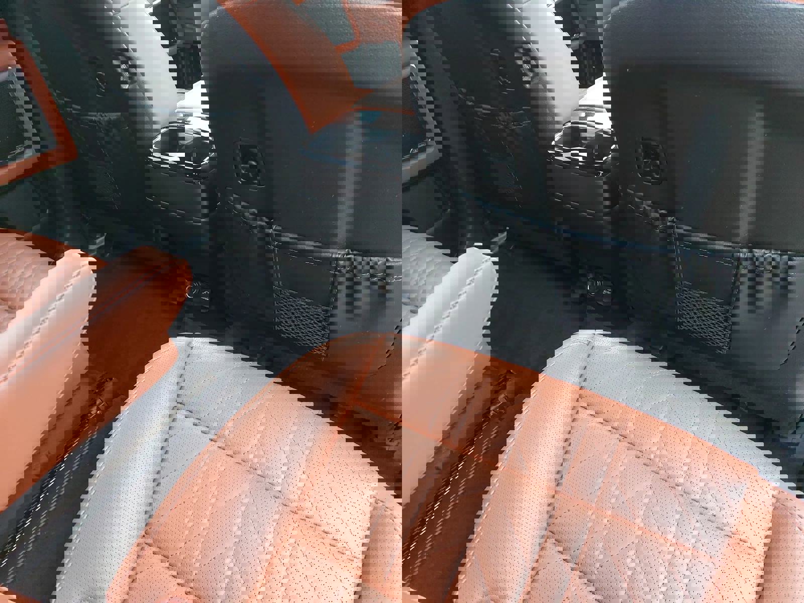 Used 2024 Kia Telluride SX Prestige X-Line image 12