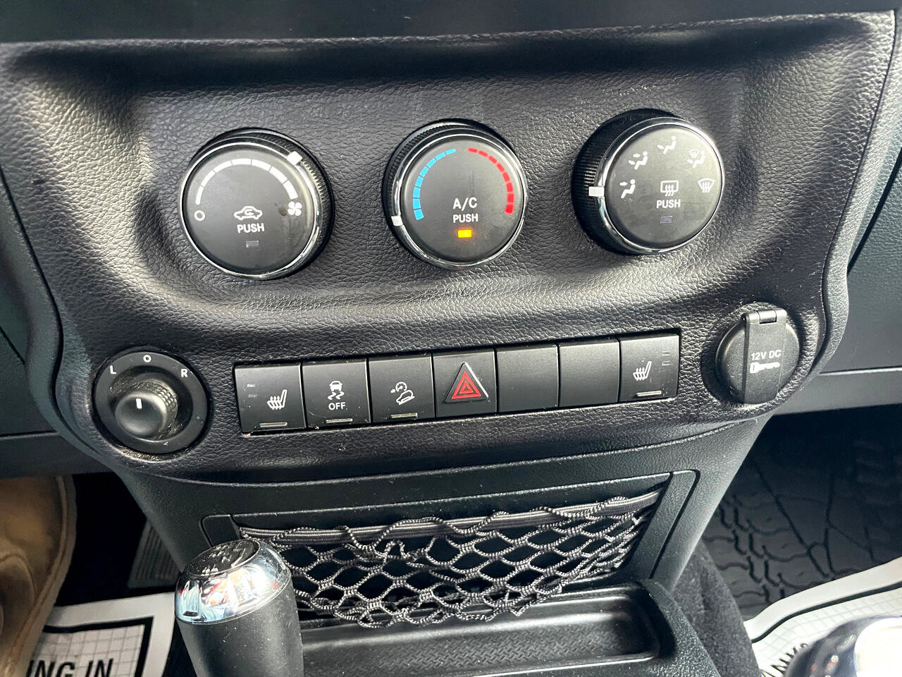 Used 2018 Jeep Wrangler Unlimited Sport S image 13