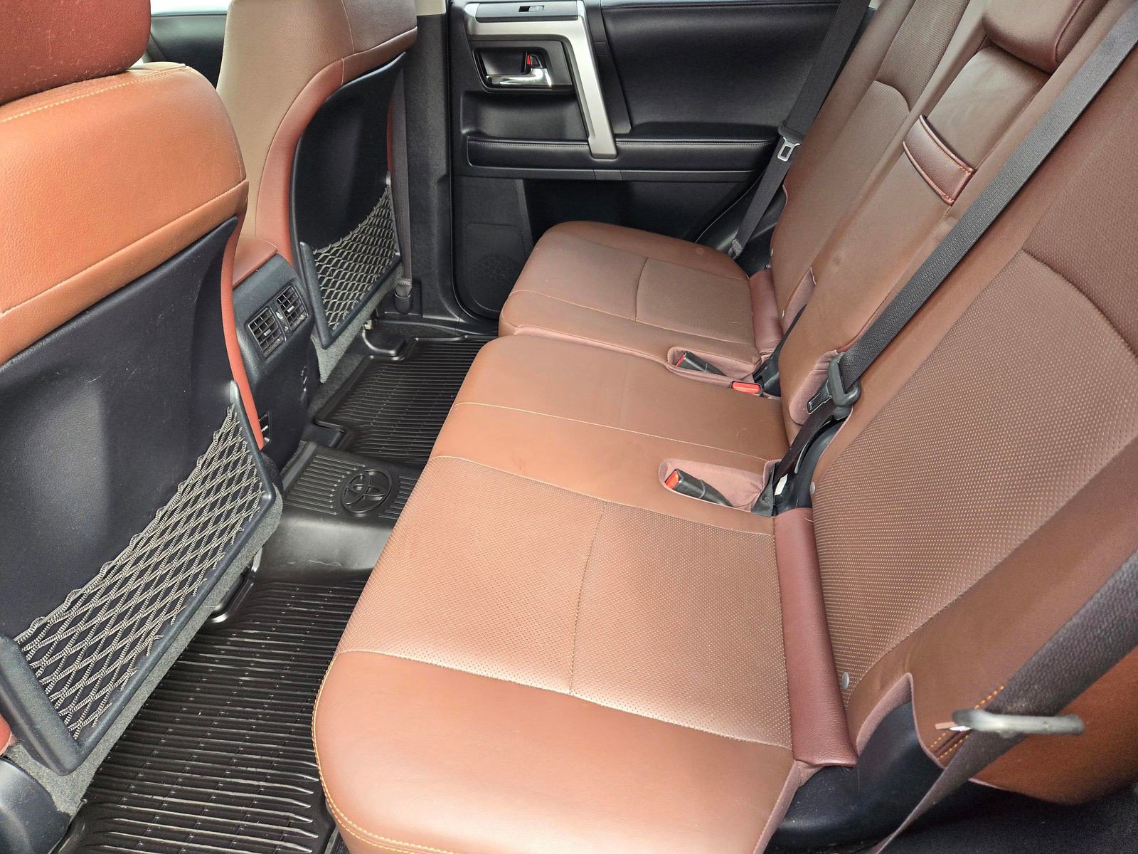 Used 2018 Toyota 4Runner Limited image 11