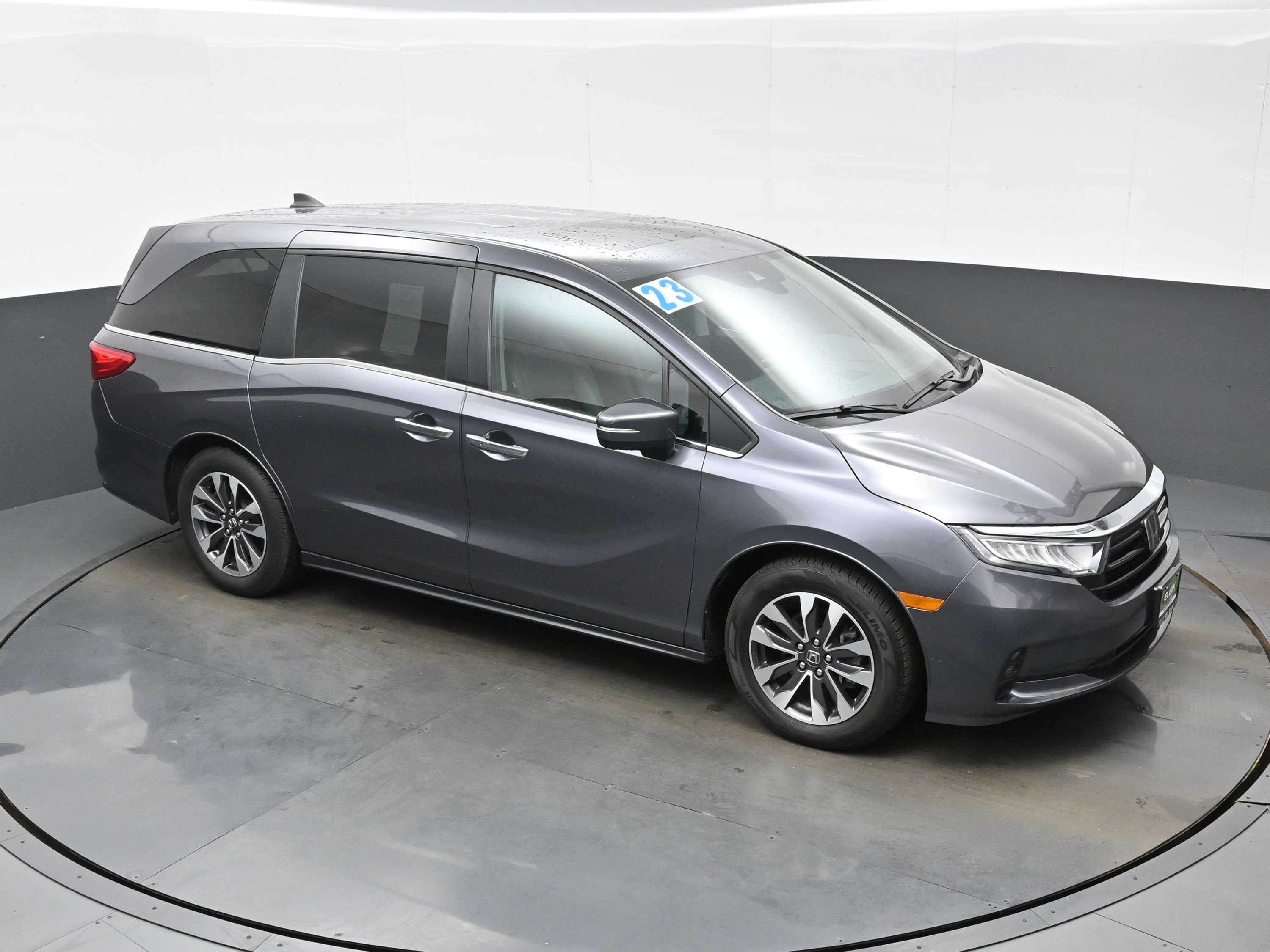 Used 2023 Honda Odyssey EX-L image 43