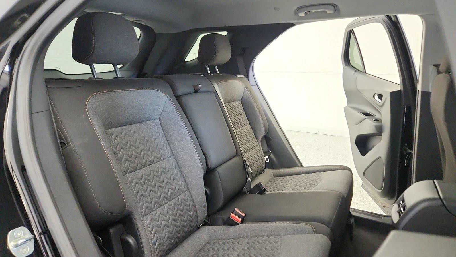 Used 2022 Chevrolet Equinox LT AWD/4WD image 31