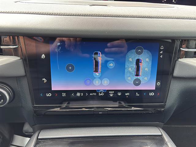 Used 2025 Lincoln Navigator Reserve AWD/4WD image 23