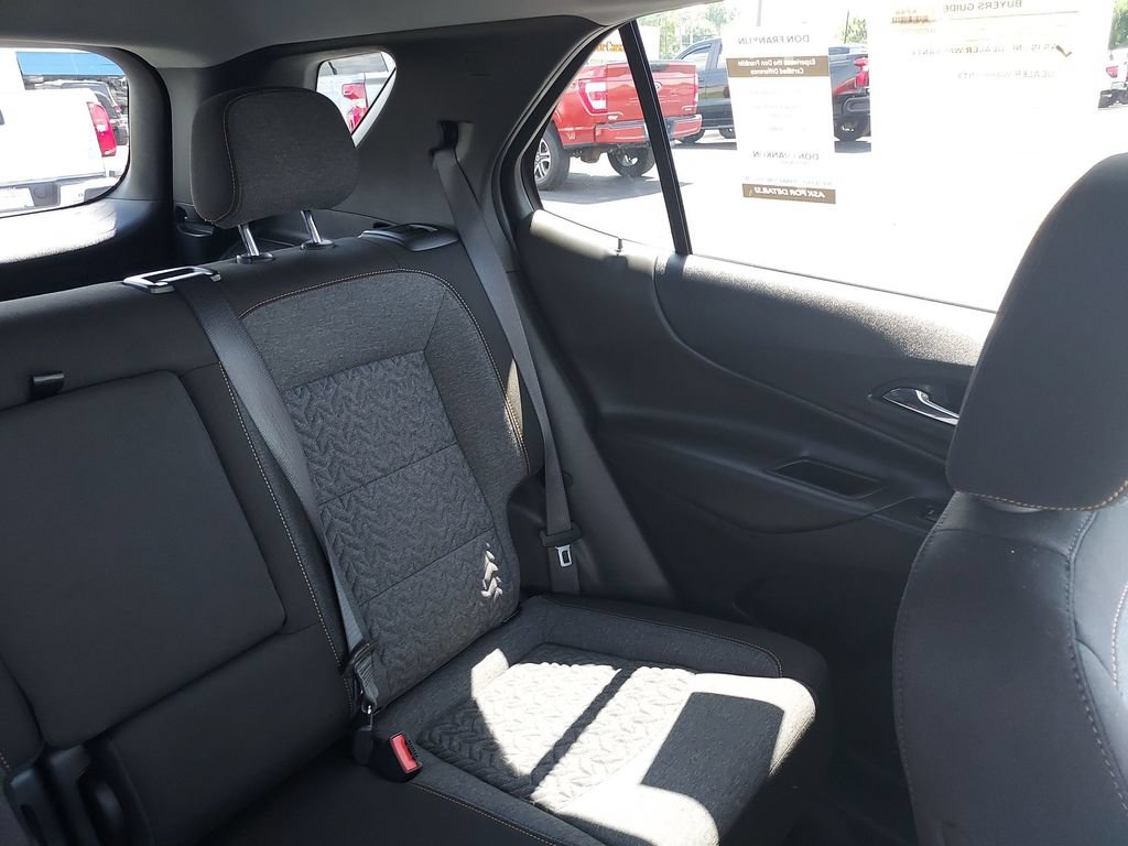Used 2024 Chevrolet Equinox LT FWD image 14