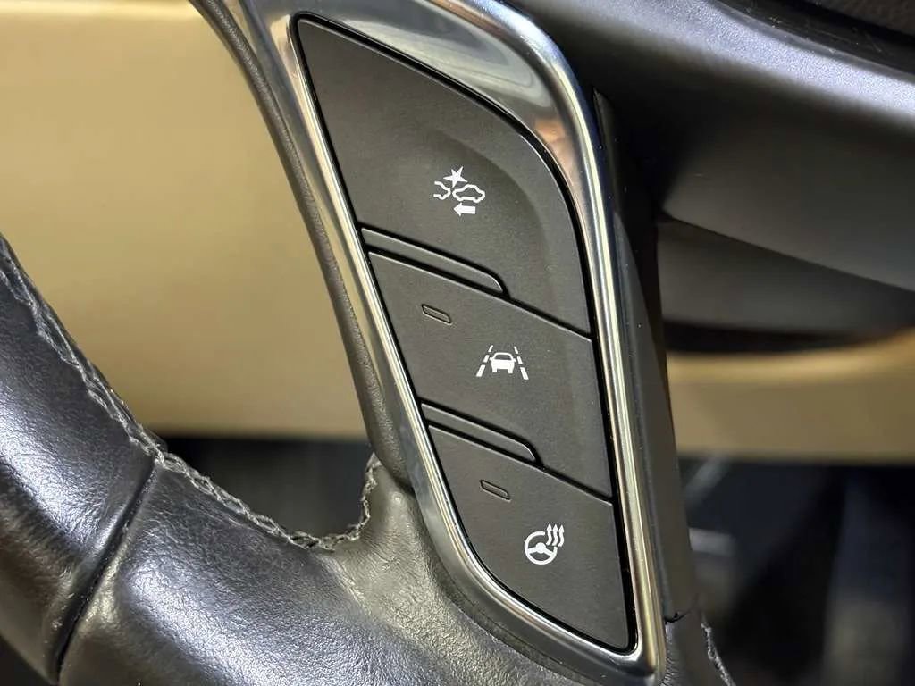 Used 2019 Cadillac XT5 Luxury AWD/4WD image 37