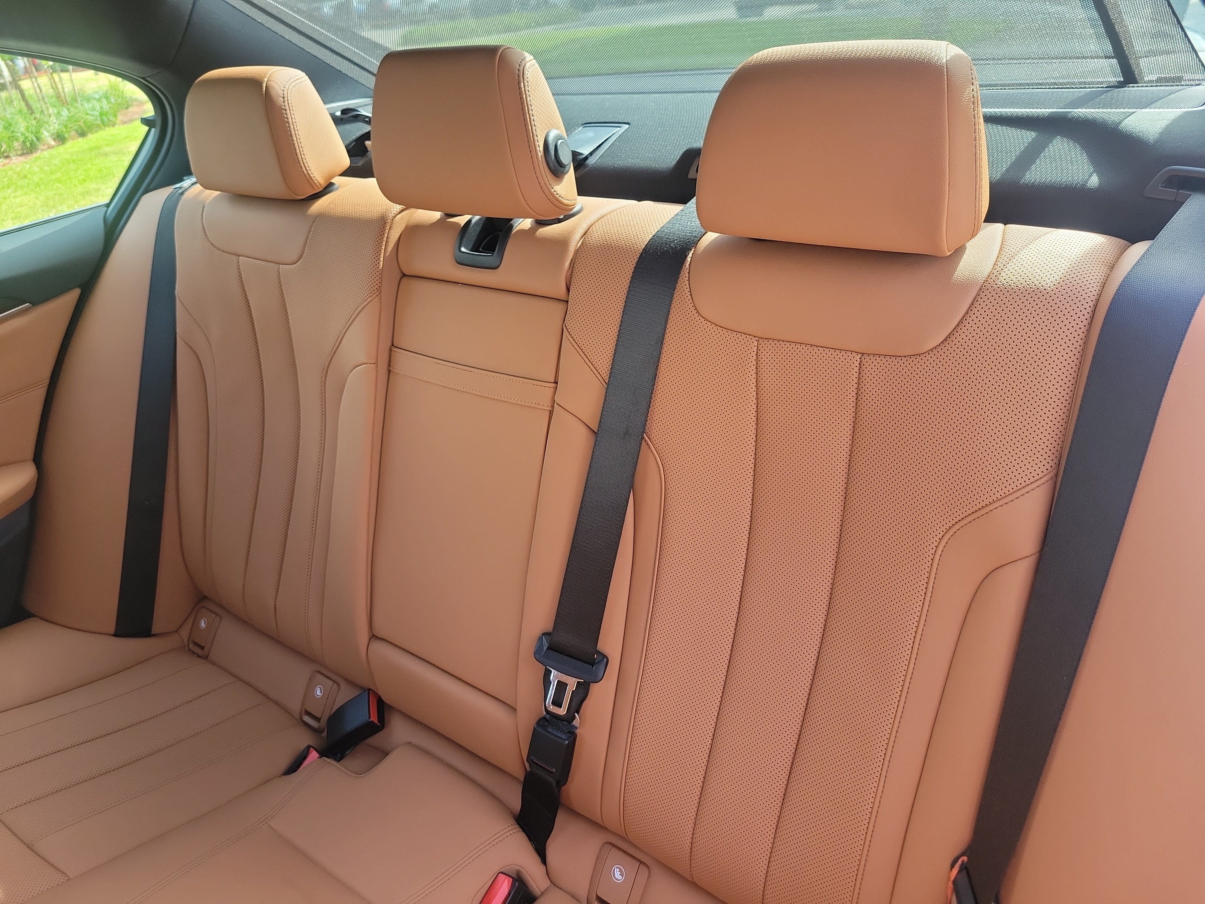 Used 2023 BMW 540i w/ Executive Package RWD image 10