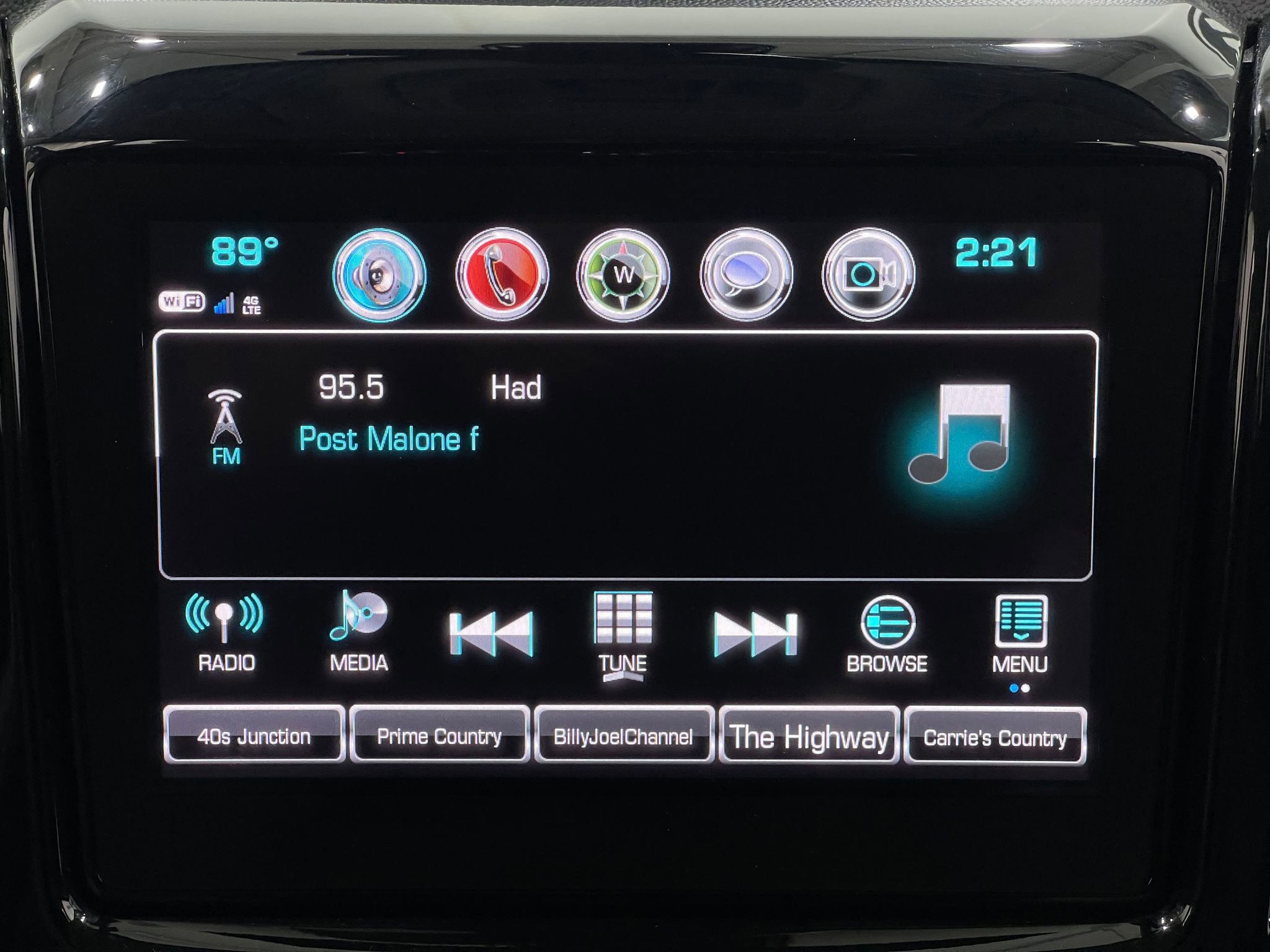 Used 2019 Chevrolet Traverse RS AWD/4WD image 24