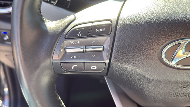 Used 2021 Hyundai Kona Ultimate w/ Cargo Package AWD/4WD image 13