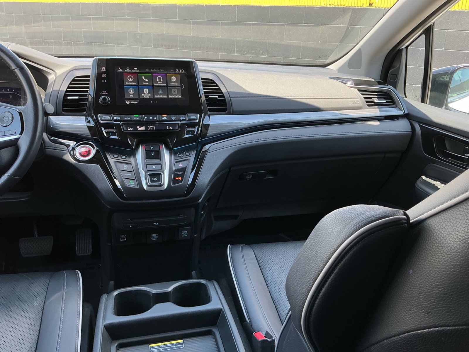Used 2023 Honda Odyssey Elite image 15