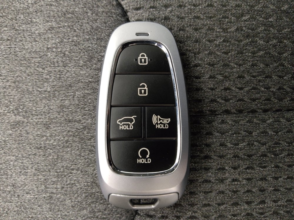 Used 2023 Hyundai Santa Fe SEL AWD/4WD image 32