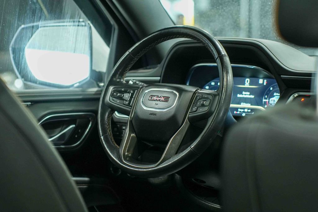 Used 2022 GMC Yukon AT4 image 23