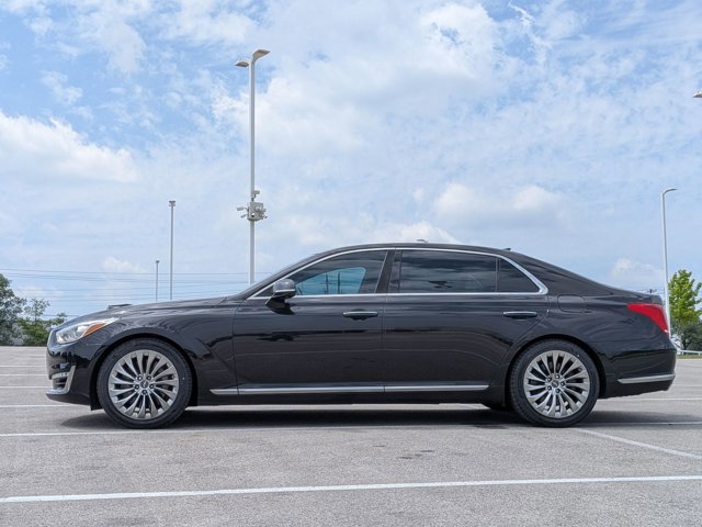 Used 2018 Genesis G90 5.0 Ultimate RWD image 6