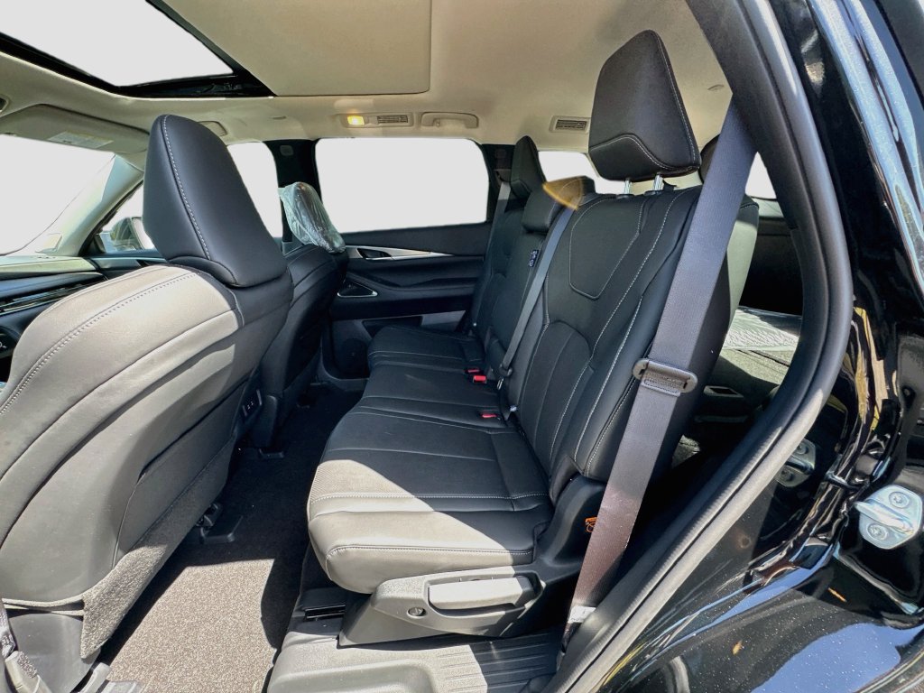 New 2027 INFINITI QX60 Luxe FWD image 26