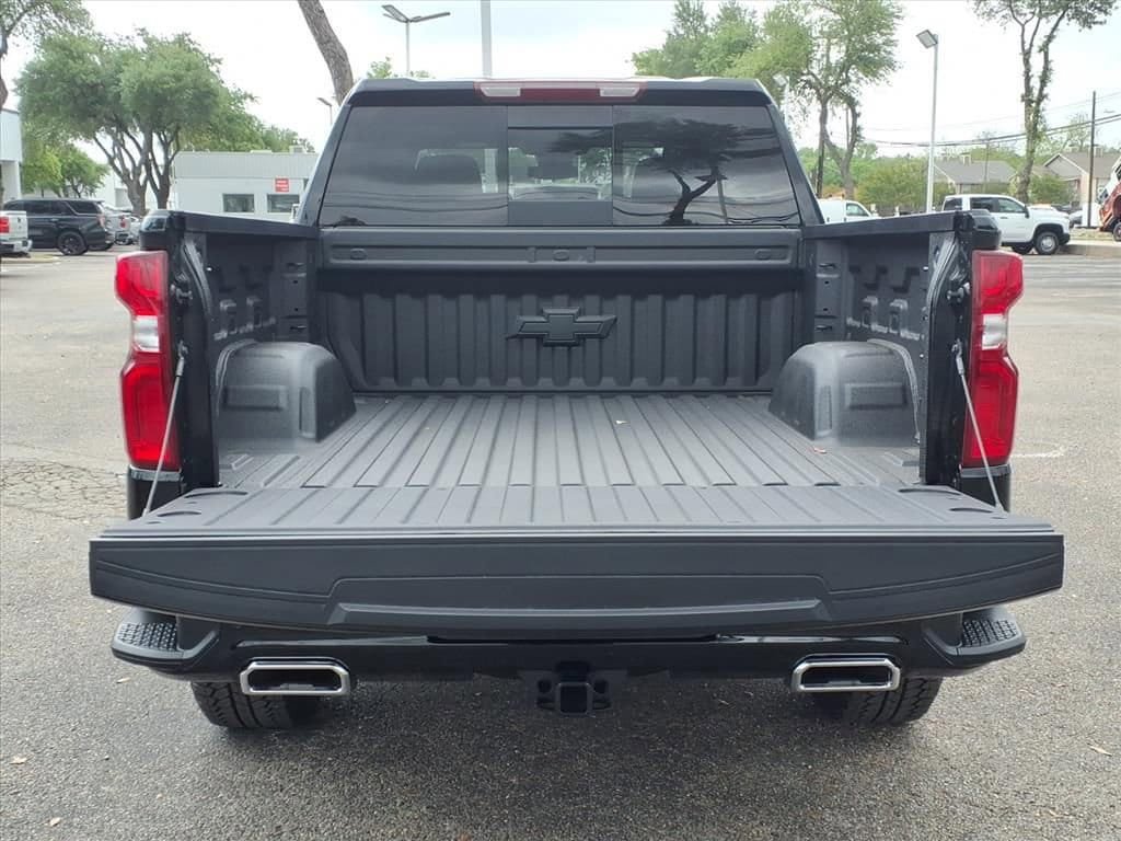 New 2026 Chevrolet Silverado 1500 RST w/ Safety Package AWD/4WD image 12