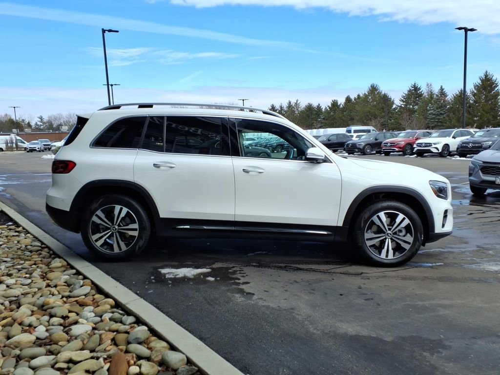 New 2026 Mercedes-Benz GLB 250 4MATIC image 7