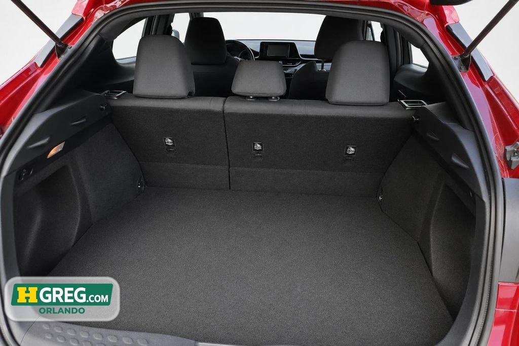 Used 2018 Toyota C-HR XLE FWD image 17