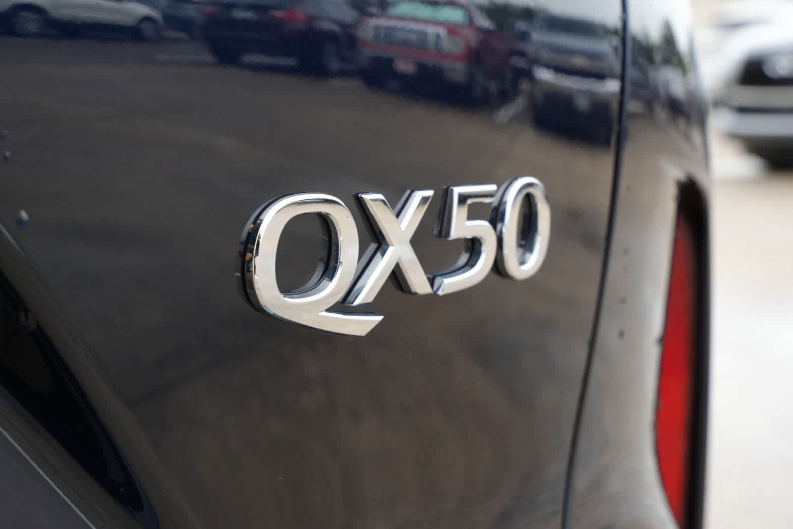 Certified 2023 INFINITI QX50 Luxe w/ Cargo Package FWD image 19