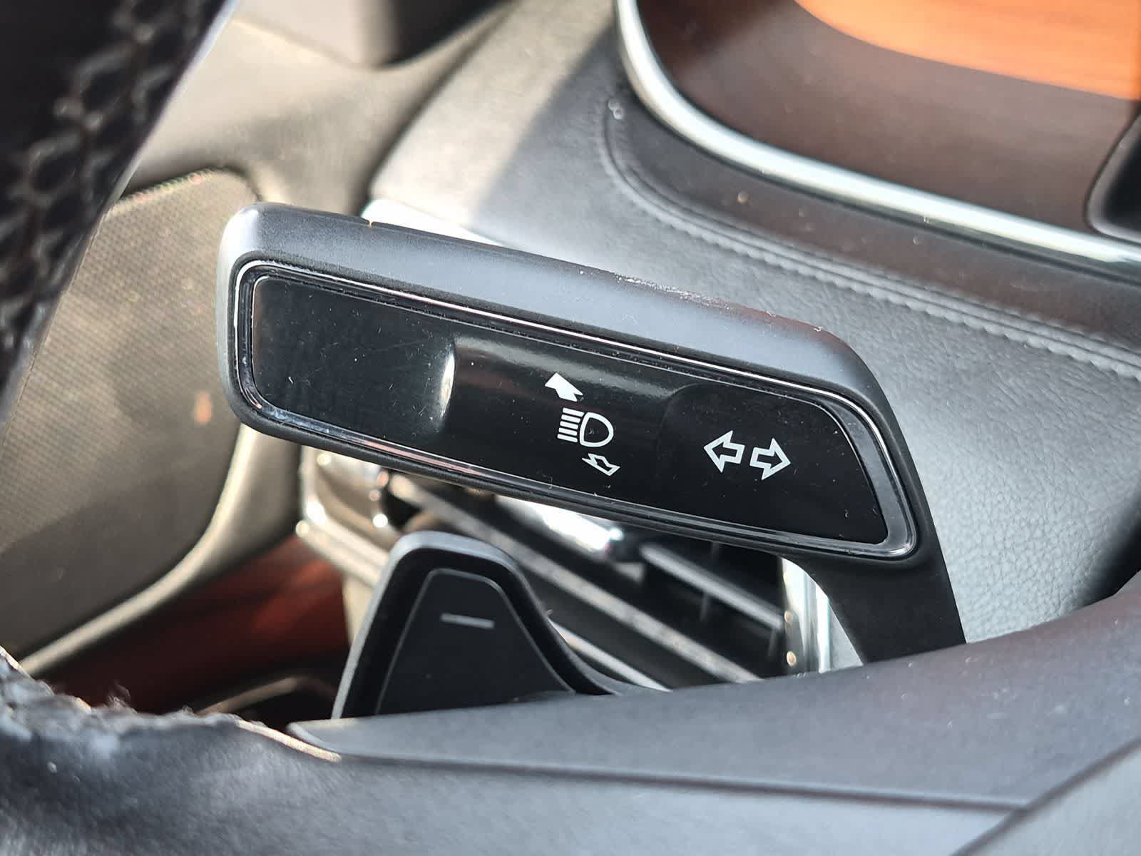 Used 2018 Lincoln Navigator Reserve AWD/4WD image 28