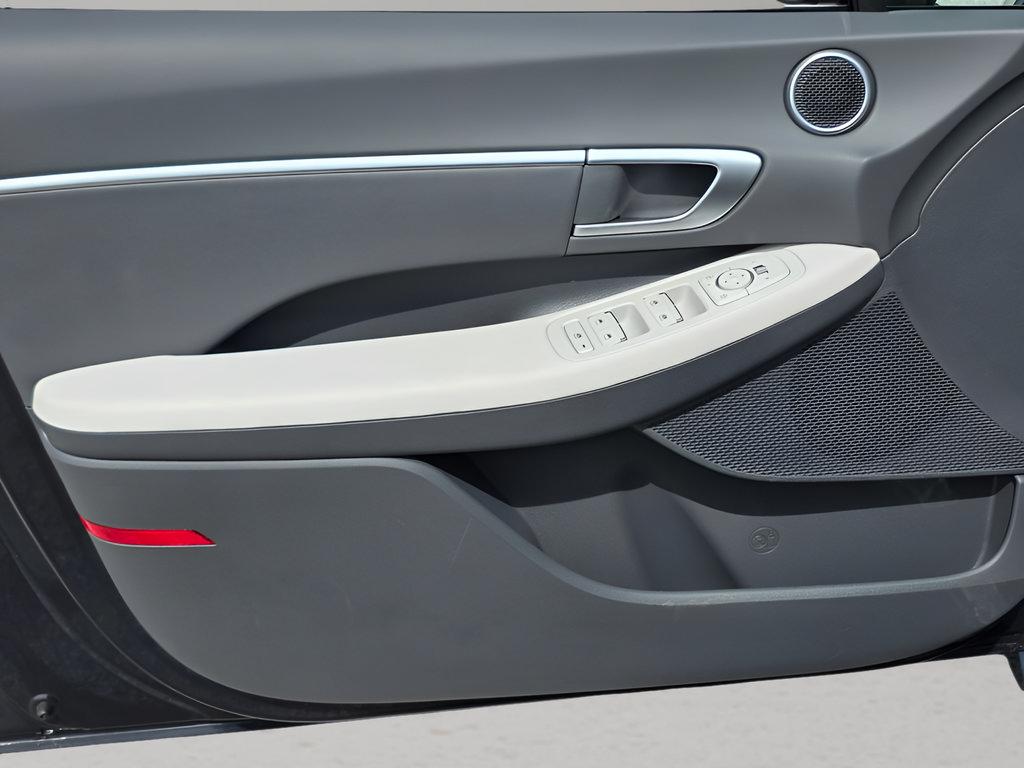 New 2026 Hyundai Sonata SEL AWD/4WD image 11