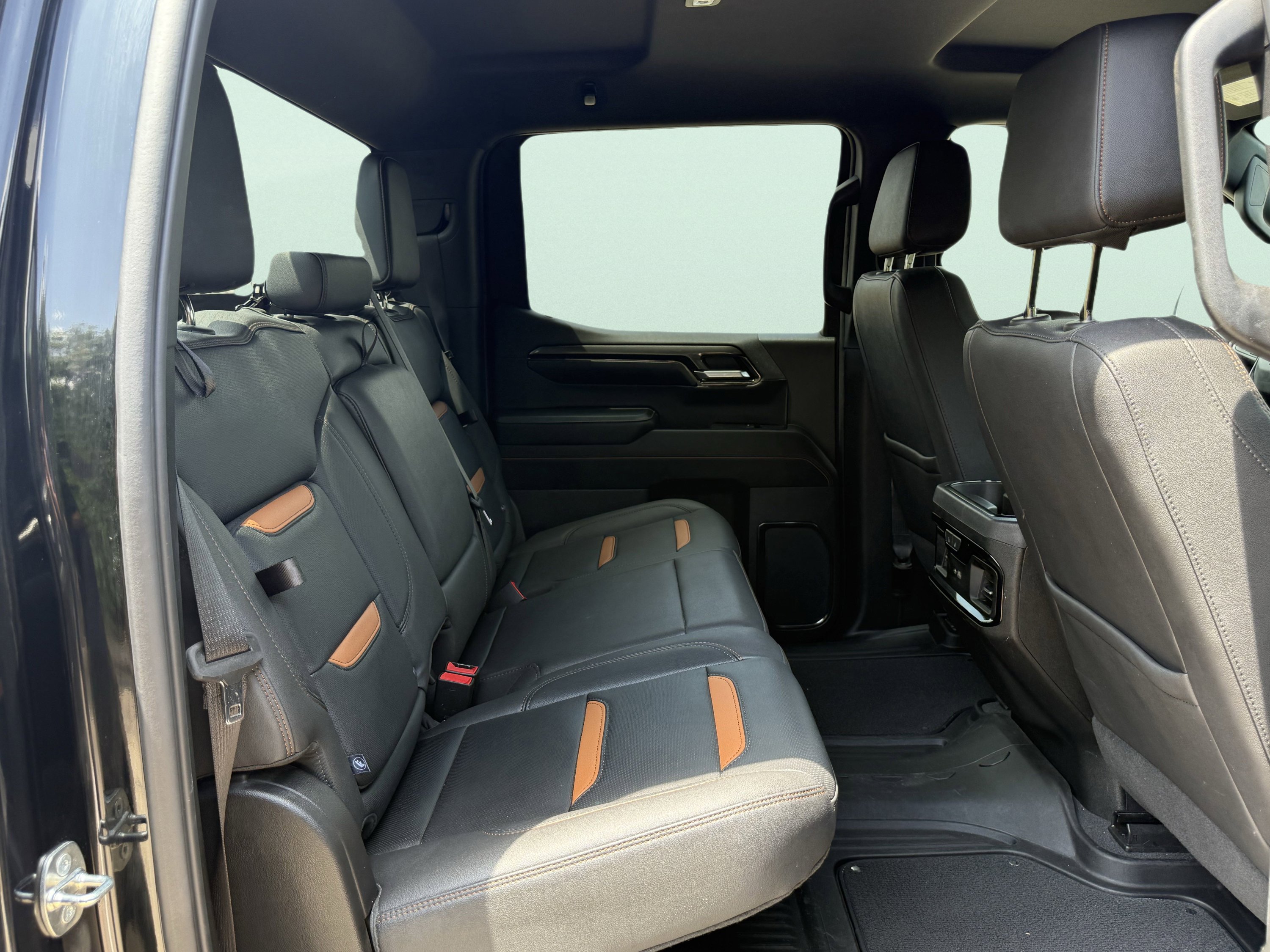 Used 2024 GMC Sierra 1500 AT4 image 42