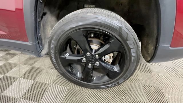 Used 2023 Jeep Grand Cherokee Altitude AWD/4WD image 16