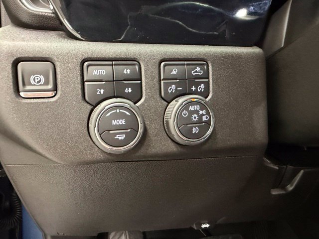 Certified 2025 Chevrolet Silverado 2500 LTZ w/ LTZ Plus Package AWD/4WD image 15