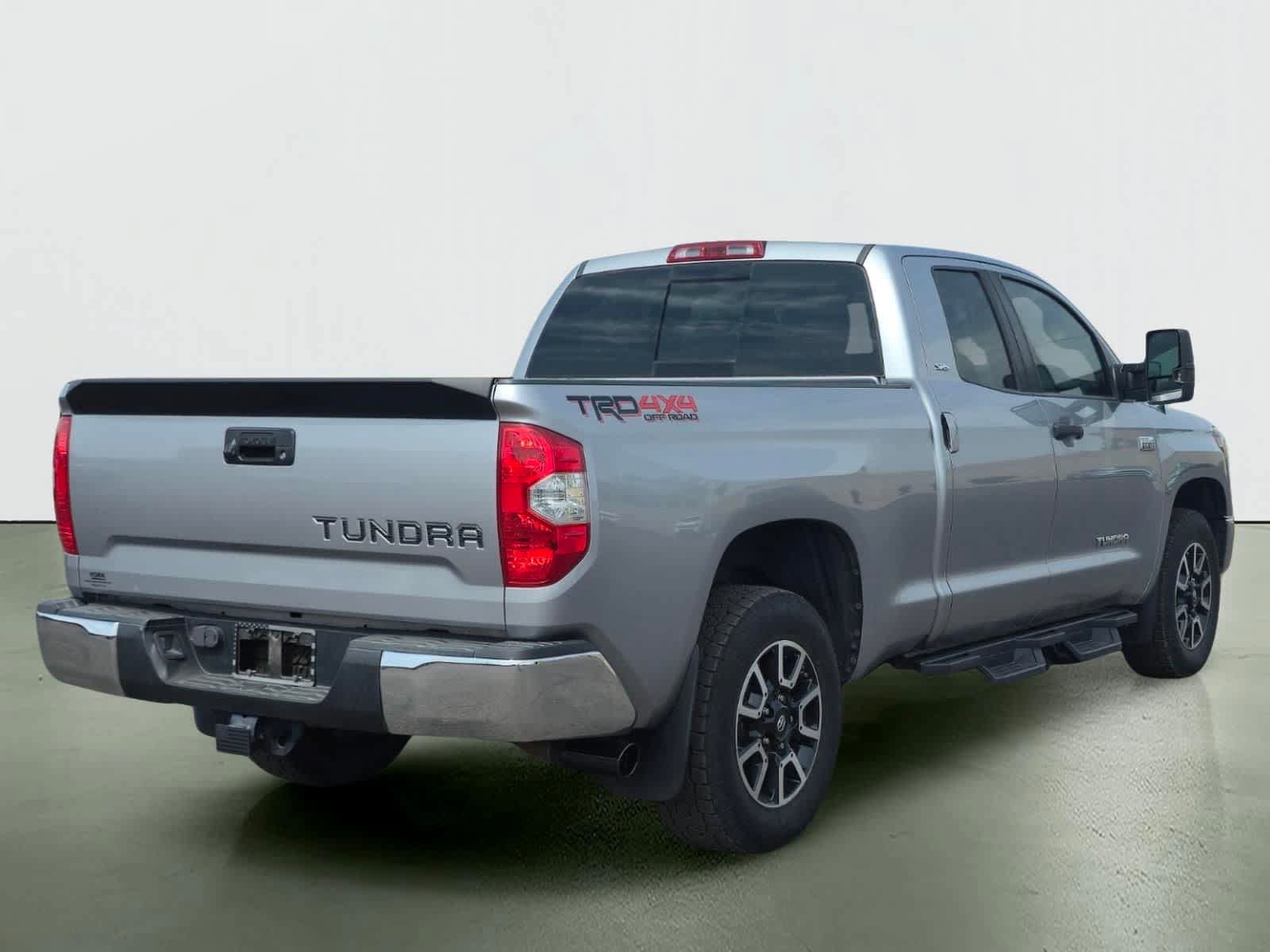 Used 2019 Toyota Tundra SR5 w/ TRD Off Road Package AWD/4WD image 5