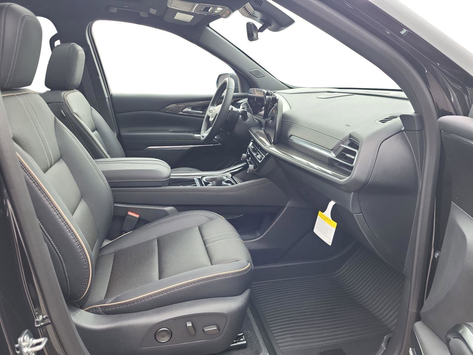 New 2026 Chevrolet Traverse High Country w/ LPO, Floor Liner Package AWD/4WD image 29