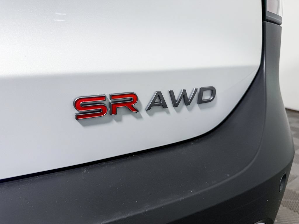 Certified 2025 Nissan Kicks SR w/ SR Premium Package AWD/4WD image 10
