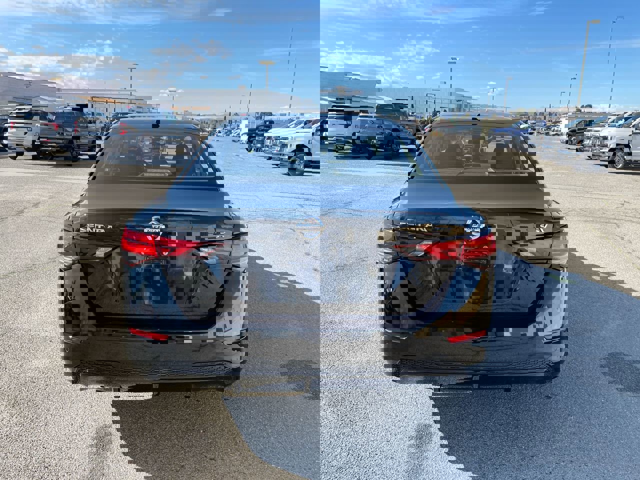 Used 2023 Nissan Sentra SV image 6