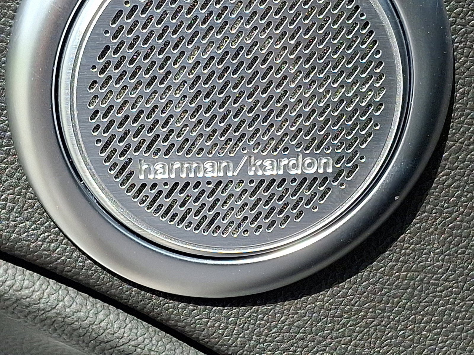 New 2025 Alfa Romeo Stelvio Sprint AWD/4WD image 19
